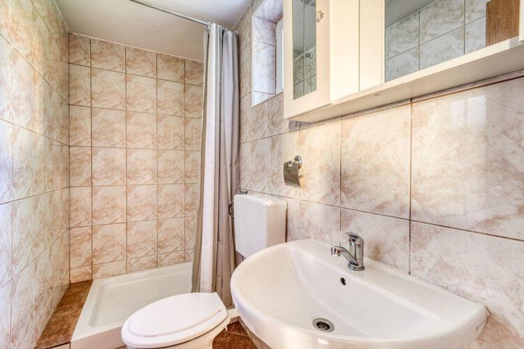 Apartments Nika With Swimming Pool And Beautiful Sea View Dobrec Экстерьер фото