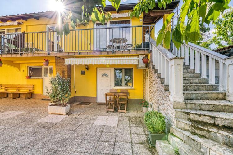 Apartments Nika With Swimming Pool And Beautiful Sea View Dobrec Экстерьер фото